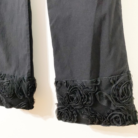 Nally & Millie Cropped Straight Leg Pants Floral Ribbon Cuff Flat Front Black ⬛️ - Picture 6 of 9